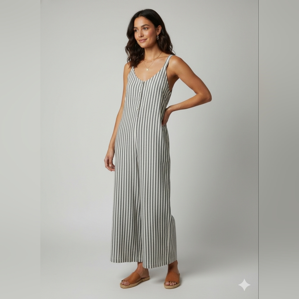 Rylee + Cru Storm Stripe Bridgette Jumpsuit NWT Size M SS19